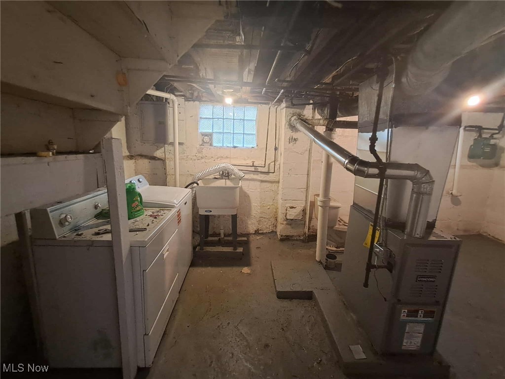 9412 Grand Division Avenue Garfield Heights OH 44125