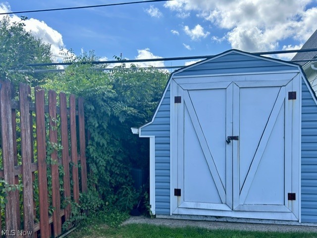 2325 Oaklawn Drive Parma OH 44134