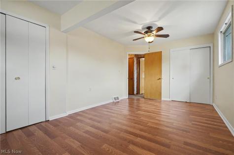 11905 Ronald Drive Parma OH 44130