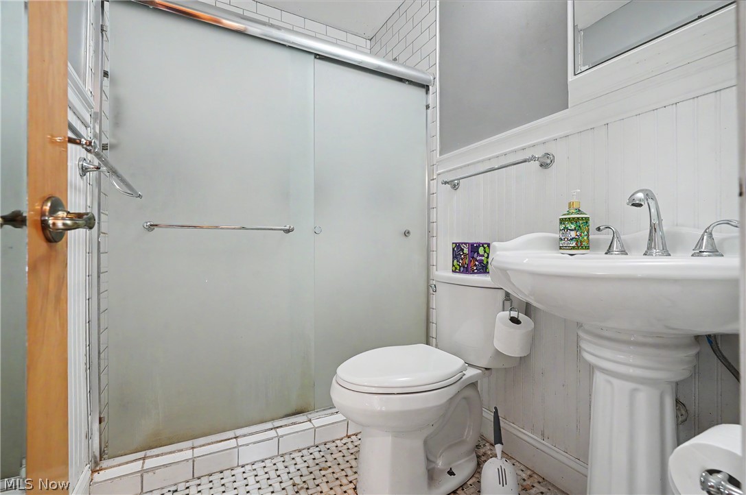 11905 Ronald Drive Parma OH 44130