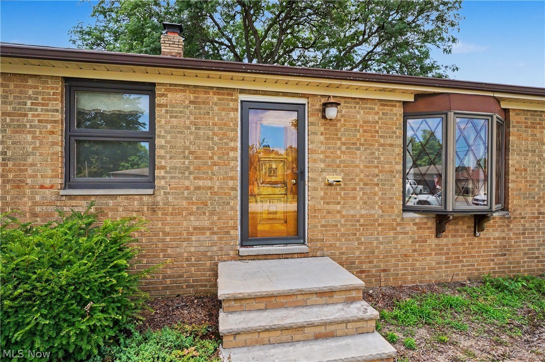 11905 Ronald Drive Parma OH 44130