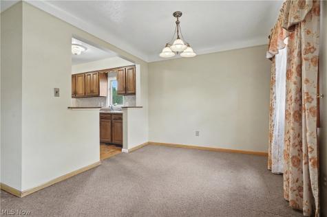 11905 Ronald Drive Parma OH 44130