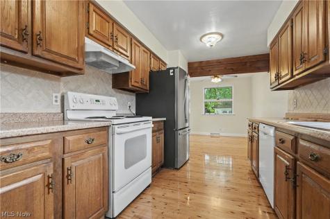 11905 Ronald Drive Parma OH 44130