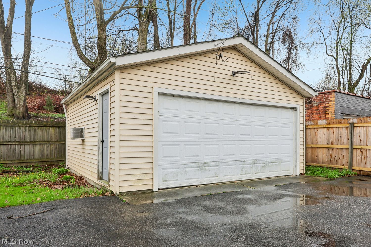 9605 Baltic Road Cleveland OH 44102