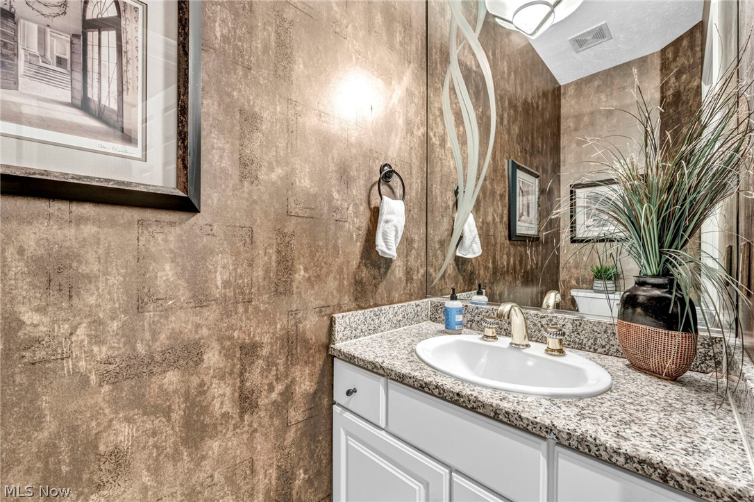 5560 Turnberry Lane Highland Heights OH 44143