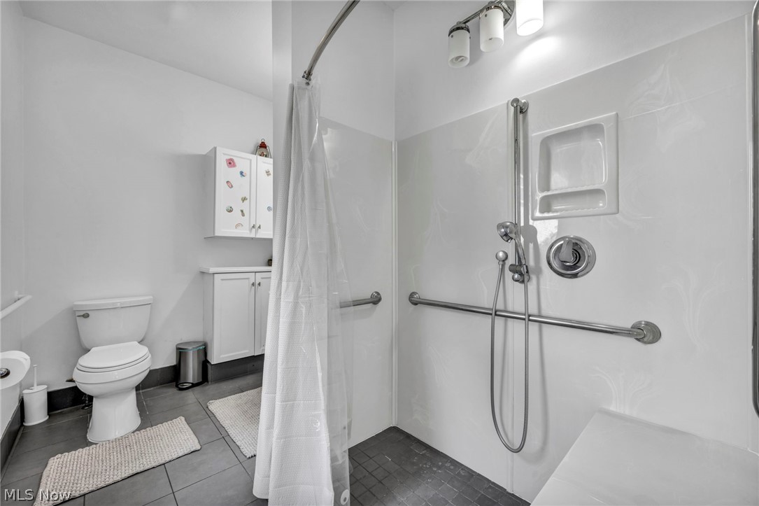 5560 Turnberry Lane Highland Heights OH 44143