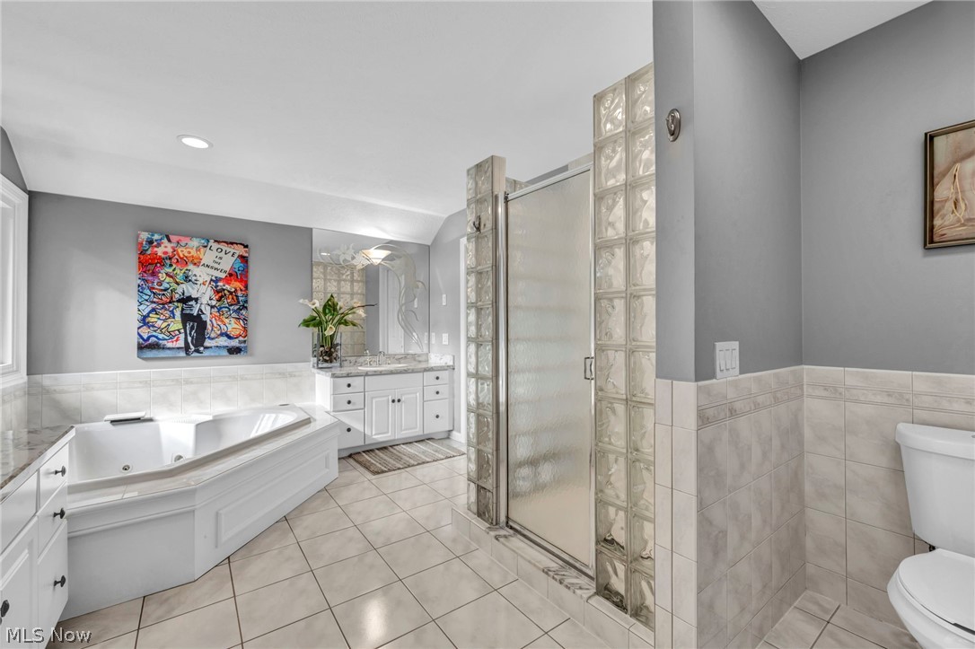 5560 Turnberry Lane Highland Heights OH 44143