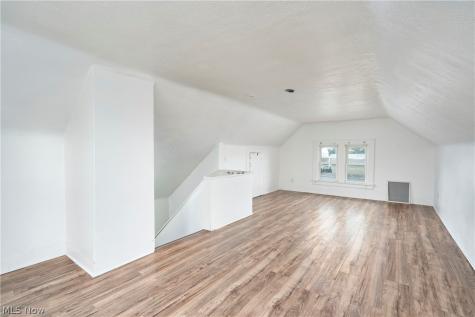 772 Brown Street Akron OH 44311
