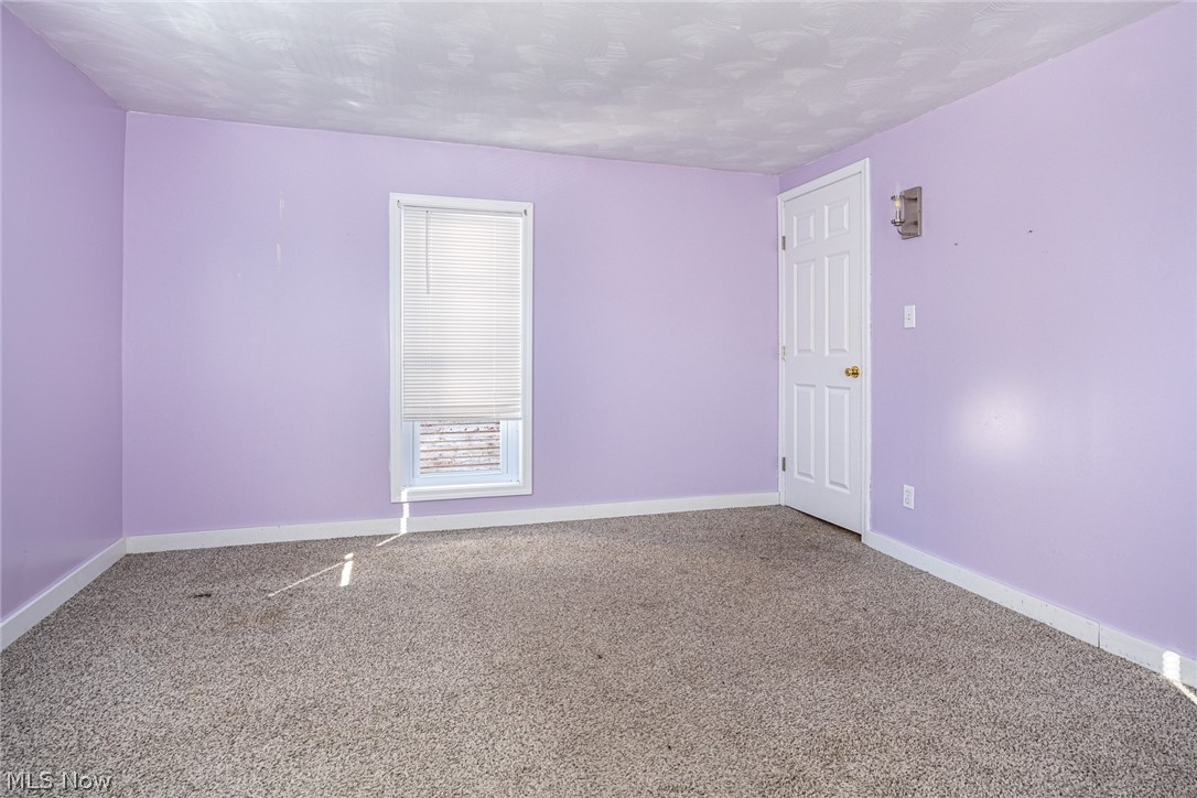 1152 Adams Street Coshocton OH 43812