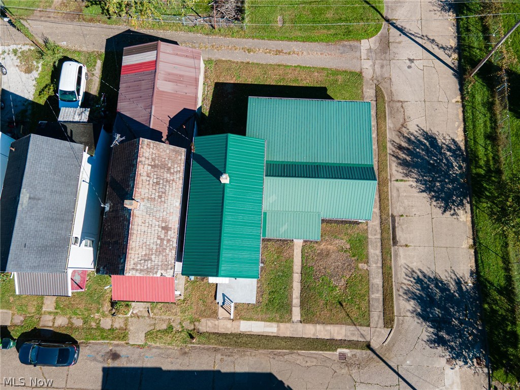 1152 Adams Street Coshocton OH 43812