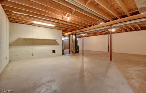 207 Sarah Circle NE Navarre OH 44662
