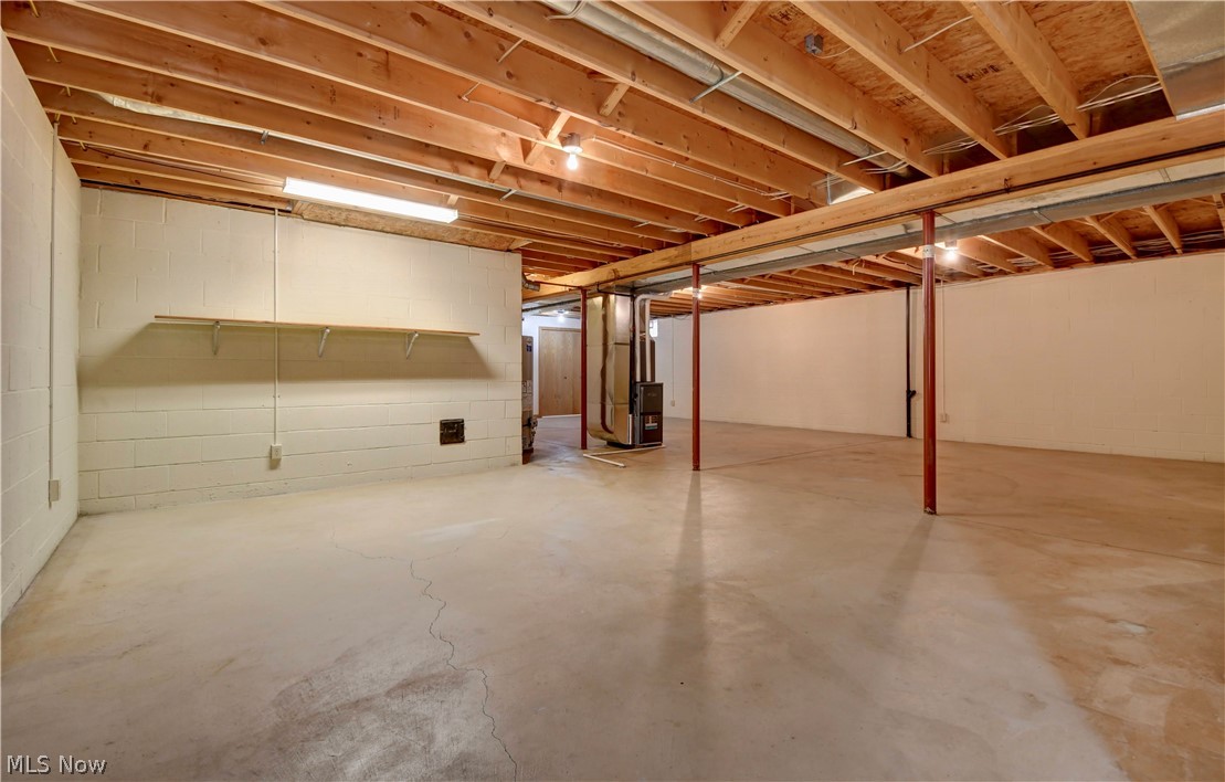 207 Sarah Circle NE Navarre OH 44662