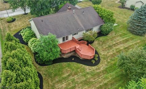 207 Sarah Circle NE Navarre OH 44662