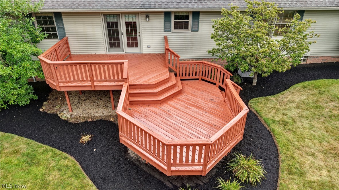 207 Sarah Circle NE Navarre OH 44662