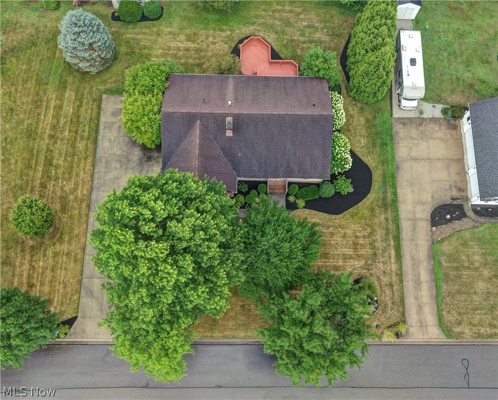 207 Sarah Circle NE Navarre OH 44662