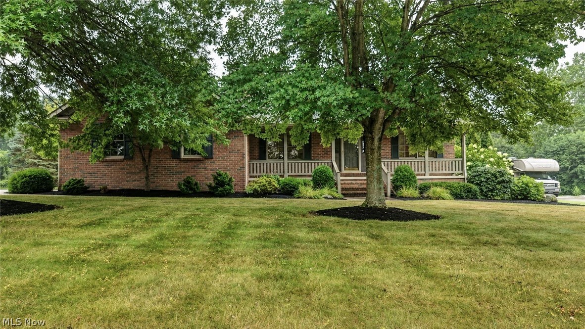 207 Sarah Circle NE Navarre OH 44662