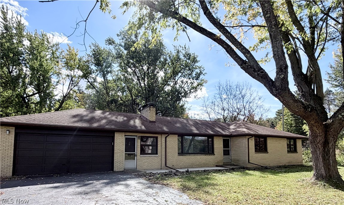 7542 Wilson Sharpsville Road Burghill OH 44404