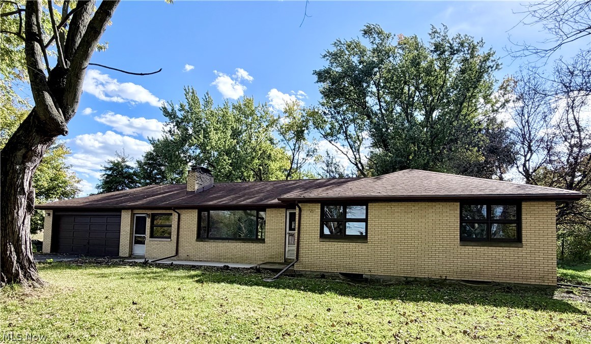 7542 Wilson Sharpsville Road Burghill OH 44404