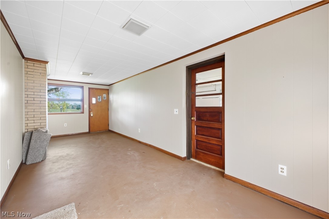 7542 Wilson Sharpsville Road Burghill OH 44404