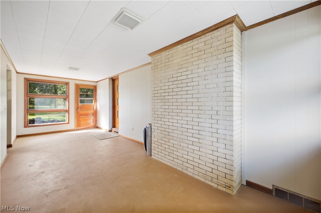7542 Wilson Sharpsville Road Burghill OH 44404
