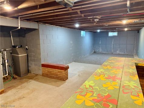 4088 Lynwood Kent OH 44240
