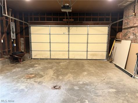 4088 Lynwood Kent OH 44240