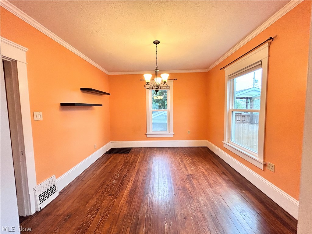 547 W Maple Street North Canton OH 44720
