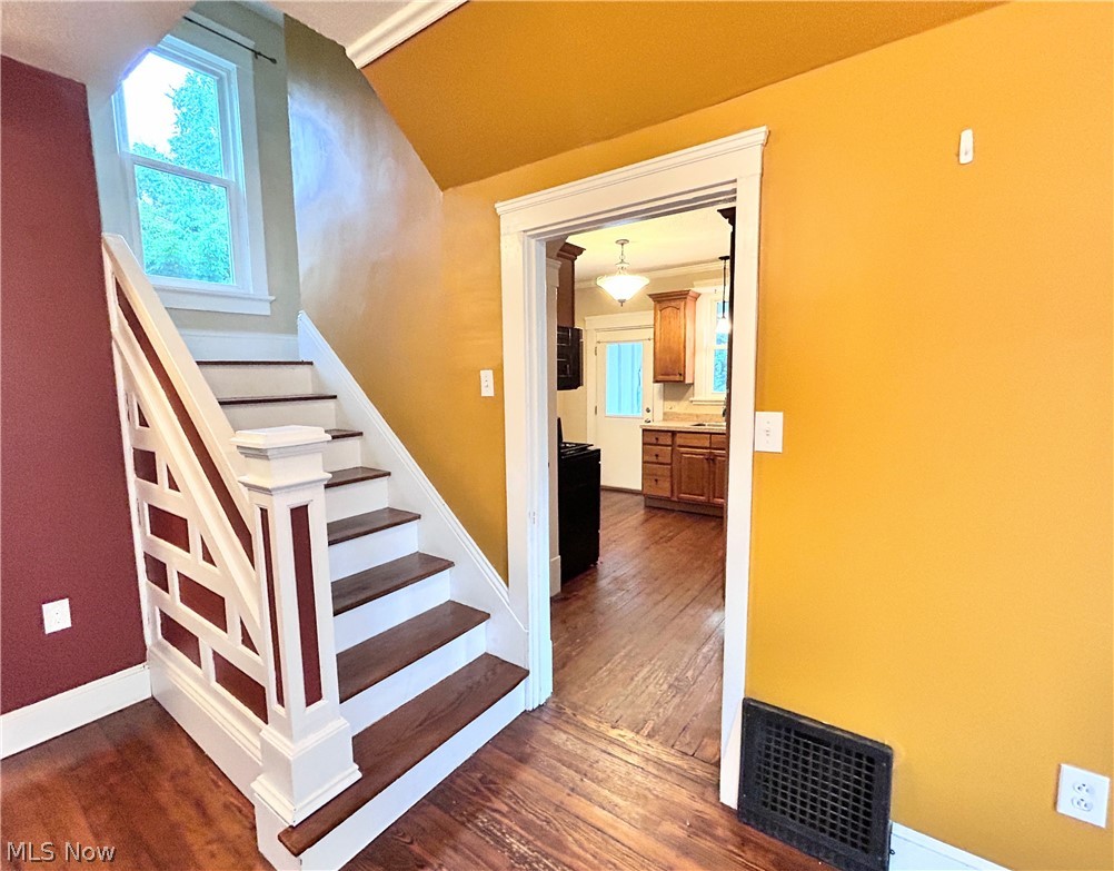 547 W Maple Street North Canton OH 44720