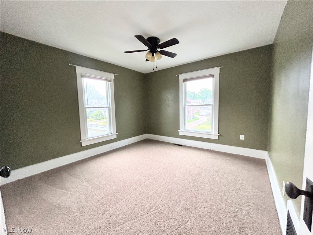 547 W Maple Street North Canton OH 44720
