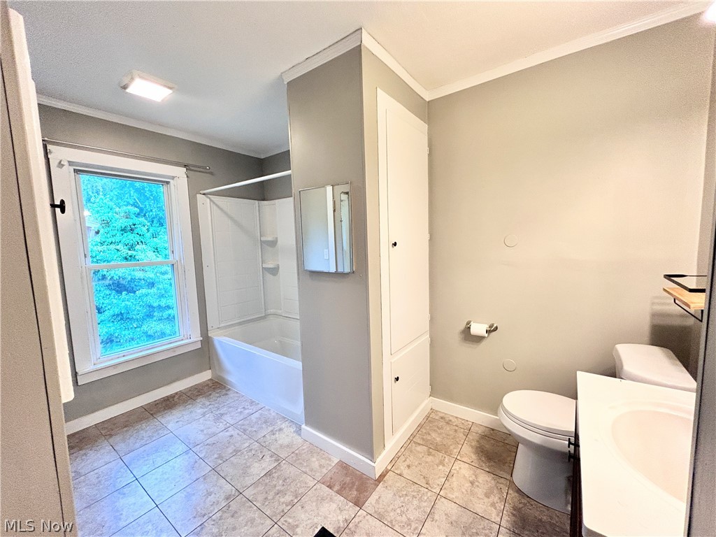 547 W Maple Street North Canton OH 44720