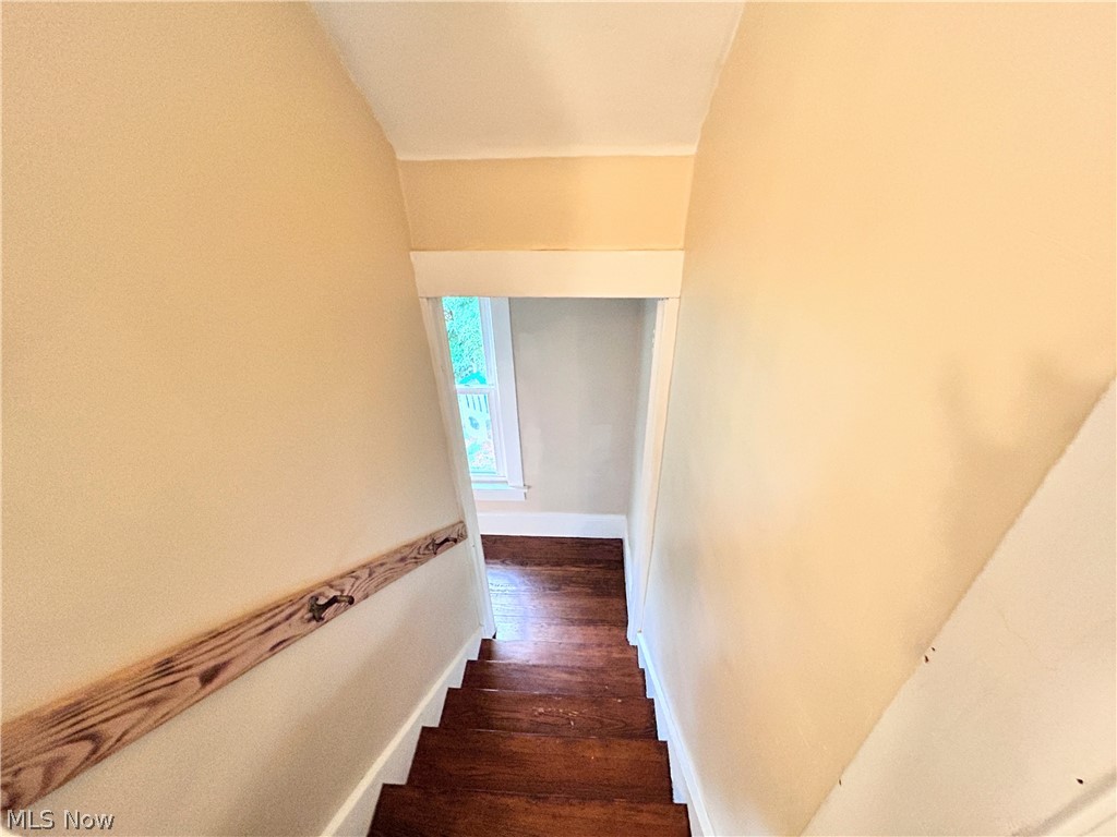 547 W Maple Street North Canton OH 44720