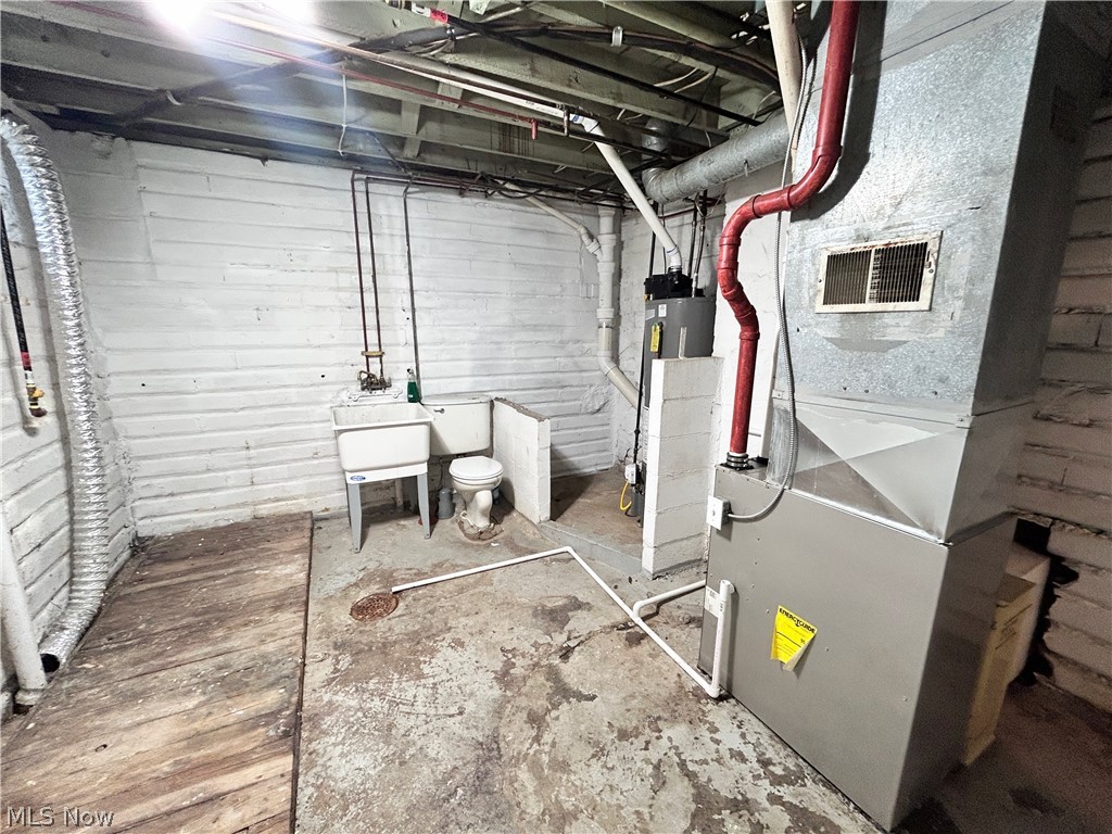 547 W Maple Street North Canton OH 44720
