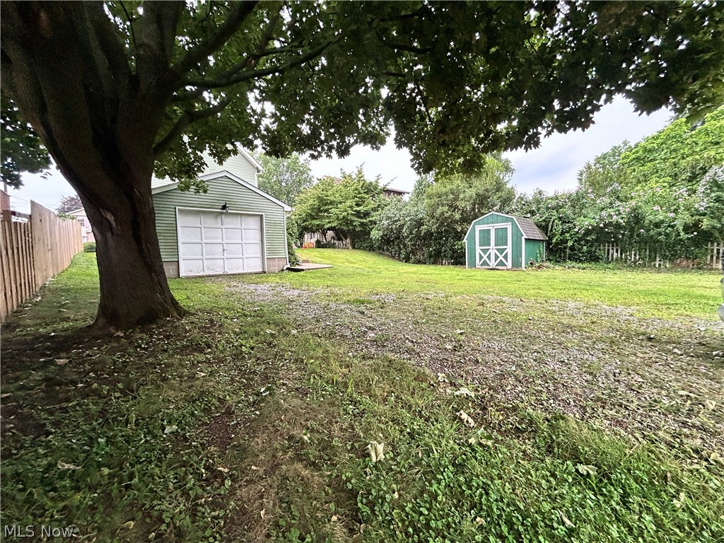 547 W Maple Street North Canton OH 44720