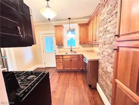 547 W Maple Street North Canton OH 44720