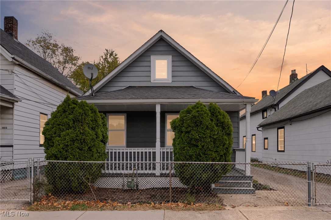 1607 E 34th Street Cleveland OH 44114
