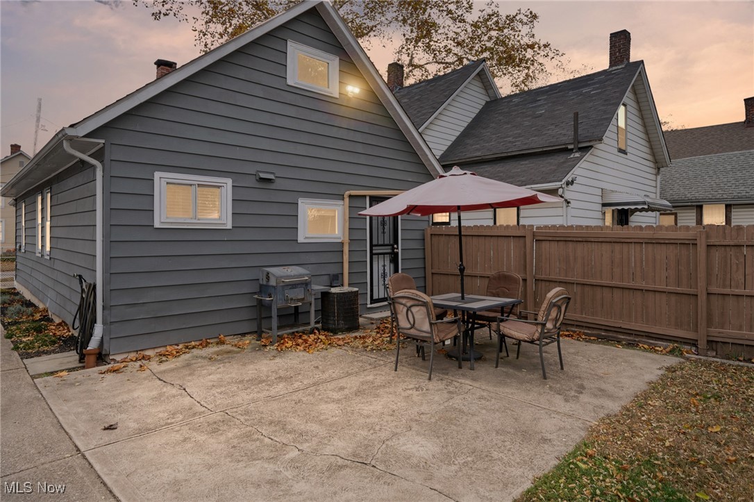1607 E 34th Street Cleveland OH 44114