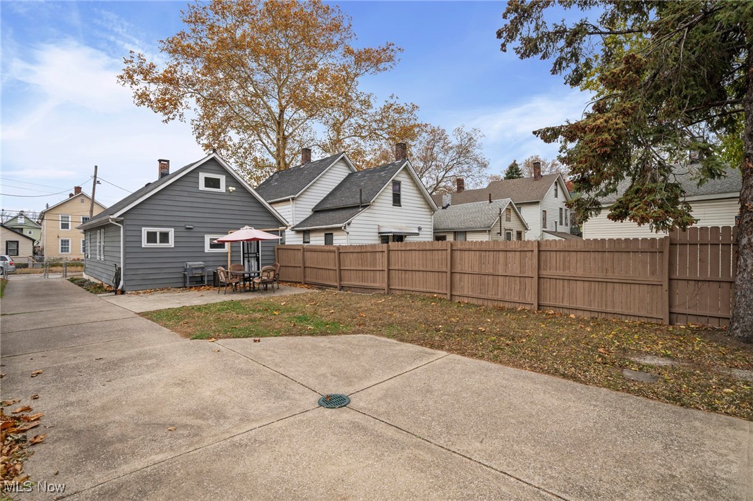 1607 E 34th Street Cleveland OH 44114