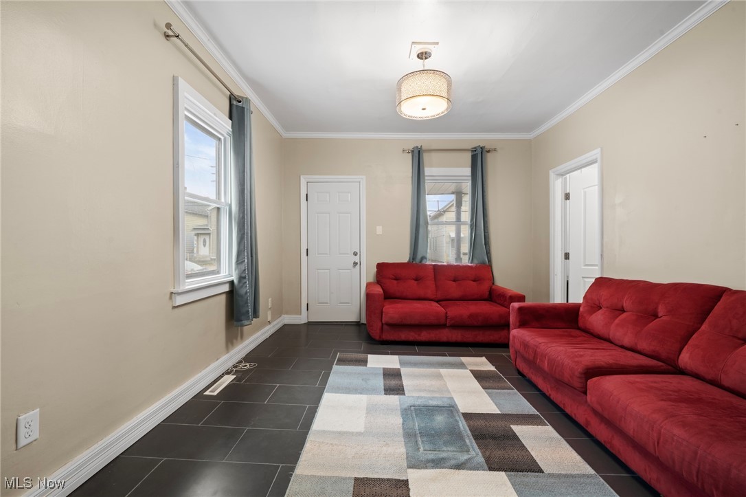 1607 E 34th Street Cleveland OH 44114