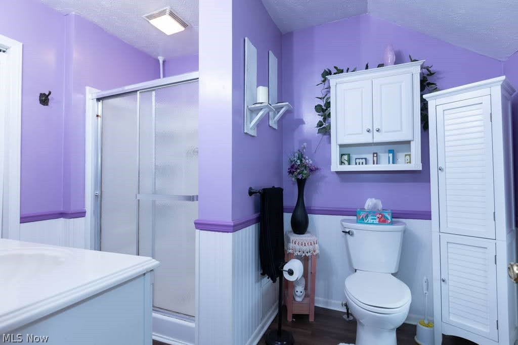 15911 Gar Highway Montville OH 44064