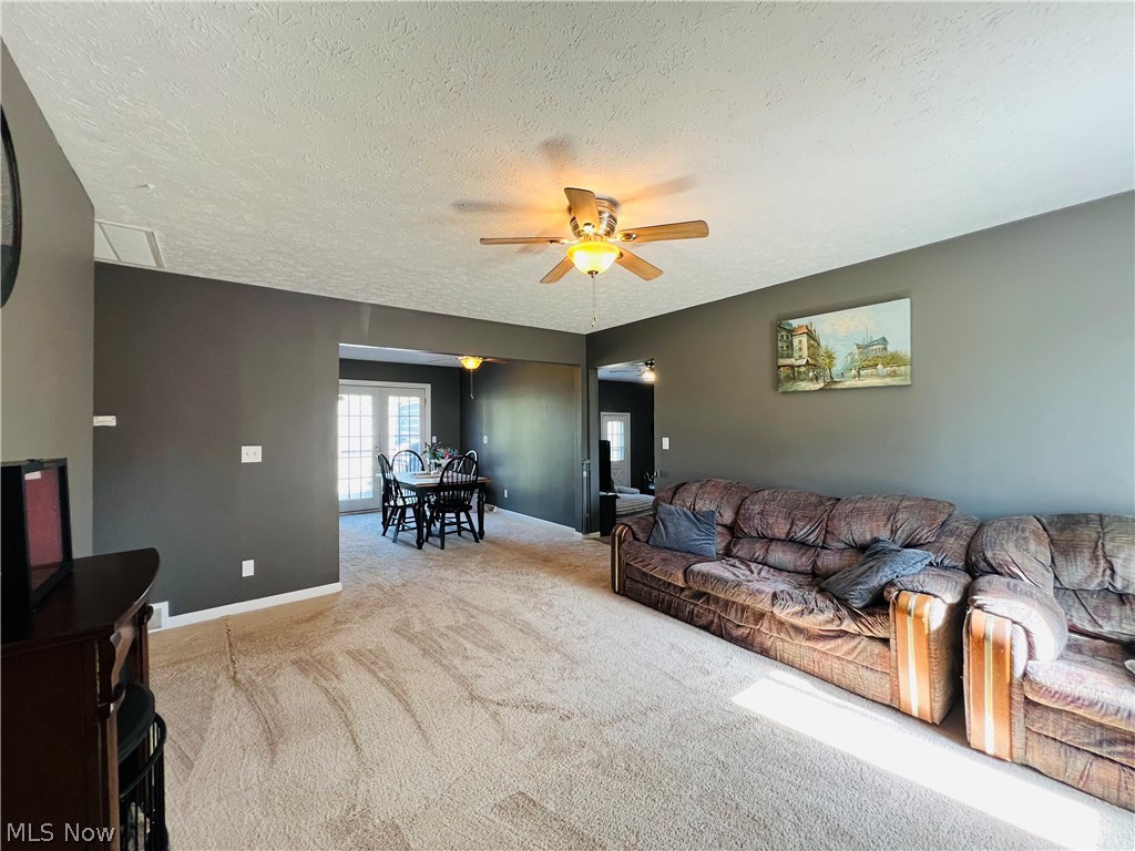 4686 Knickerbocker Circle Ashtabula OH 44004