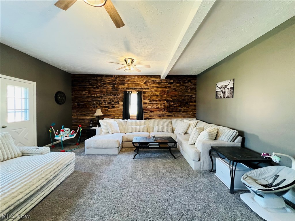 4686 Knickerbocker Circle Ashtabula OH 44004