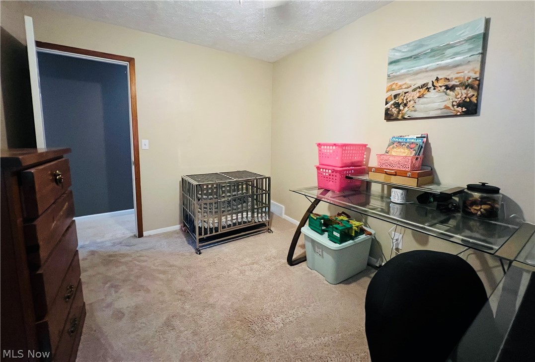 4686 Knickerbocker Circle Ashtabula OH 44004