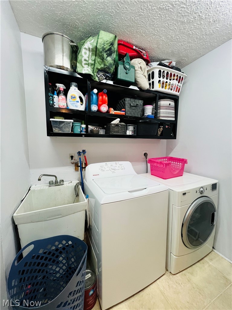 4686 Knickerbocker Circle Ashtabula OH 44004