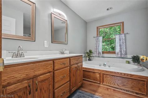 3749 Turnberry Drive Medina OH 44256