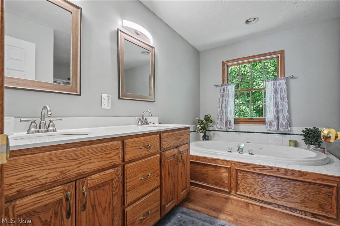 3749 Turnberry Drive Medina OH 44256