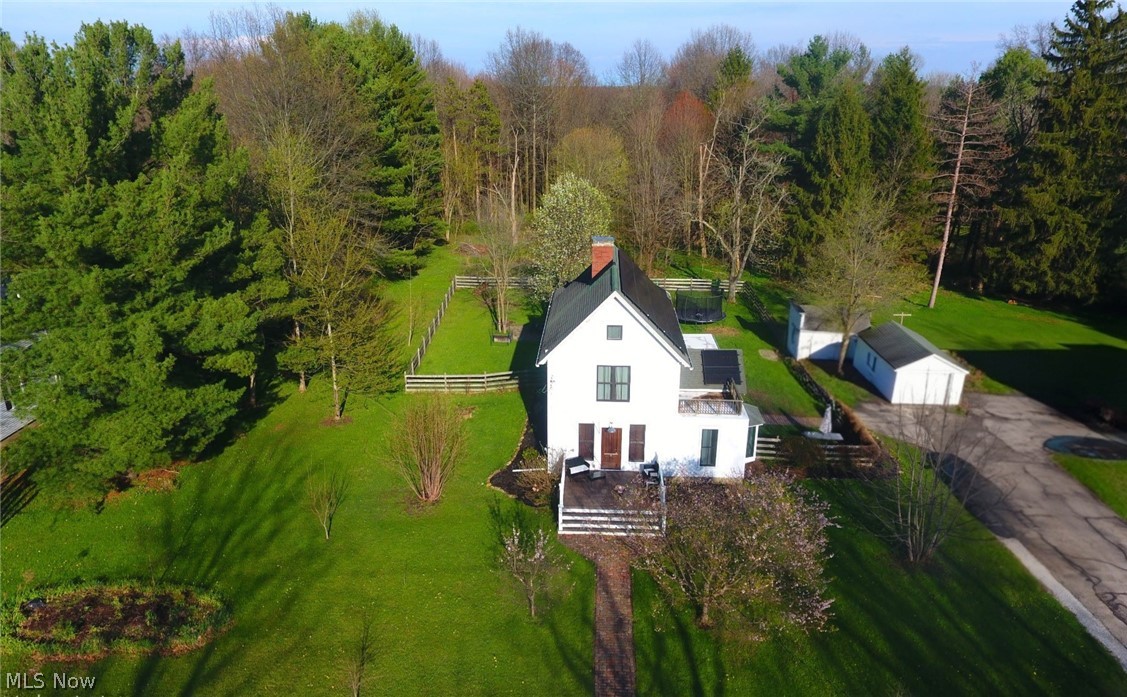11606 Garfield Road Hiram OH 44234