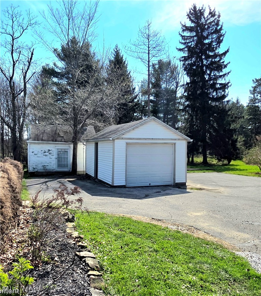 11606 Garfield Road Hiram OH 44234