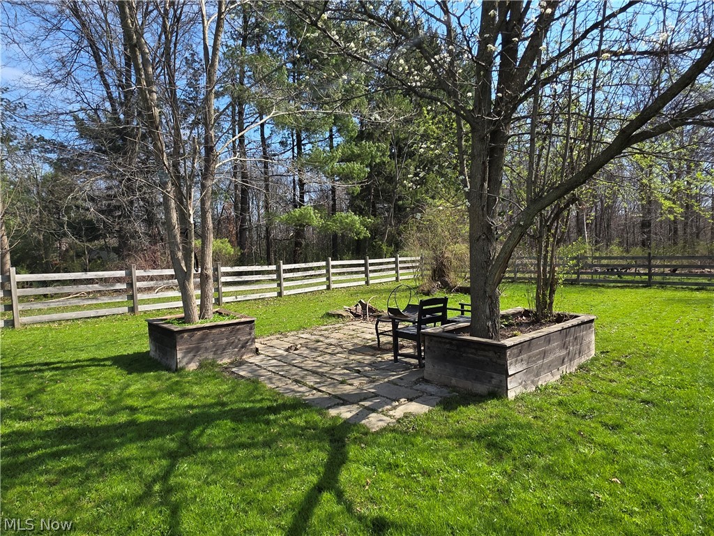 11606 Garfield Road Hiram OH 44234