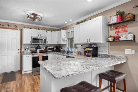 8020 Oak Tree Drive N Lorain OH 44053