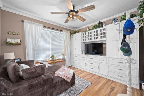 8020 Oak Tree Drive N Lorain OH 44053